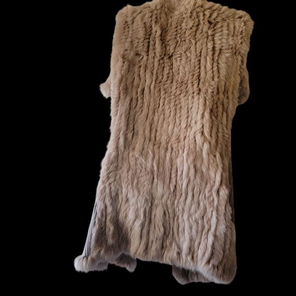 Love Taken 100%  Rabbit fur  Long vest With Textured Knit Sides  Size M - Picture 8 of 16
